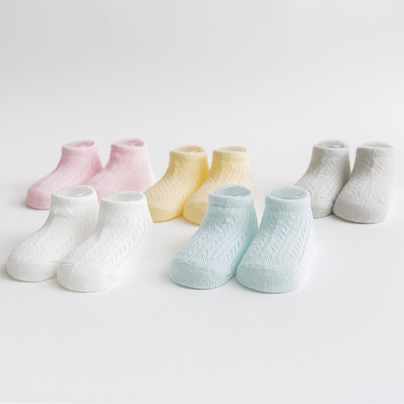 2021 새로운 봄 아기 양말 스페인어 스타일 중공 양 - Unisex Baby Socks Non Slip 리뷰 및 가격